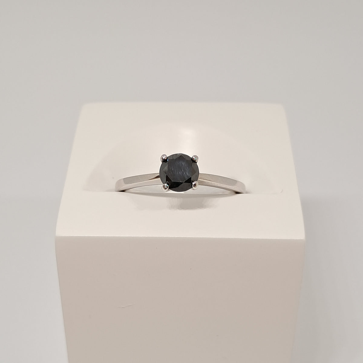 Collinsons 9ct White Gold Black Diamond Solitaire Ring 0.64ct