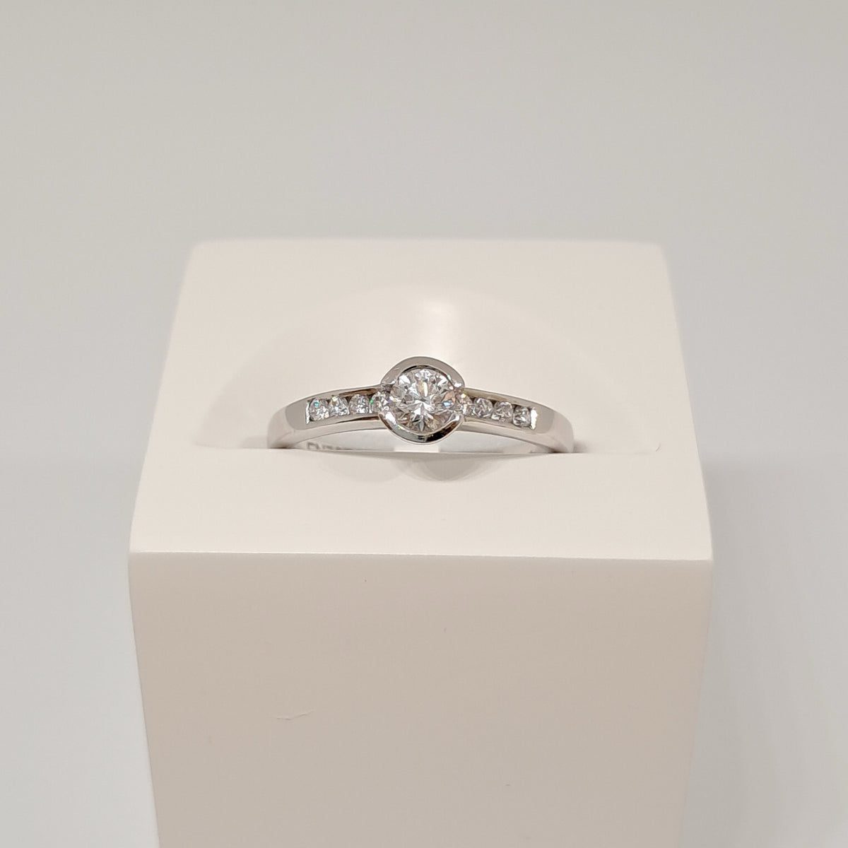 Collinsons 18ct White Gold Diamond Round Solitaire & Diamond Set Shoulder Ring 0.37ct