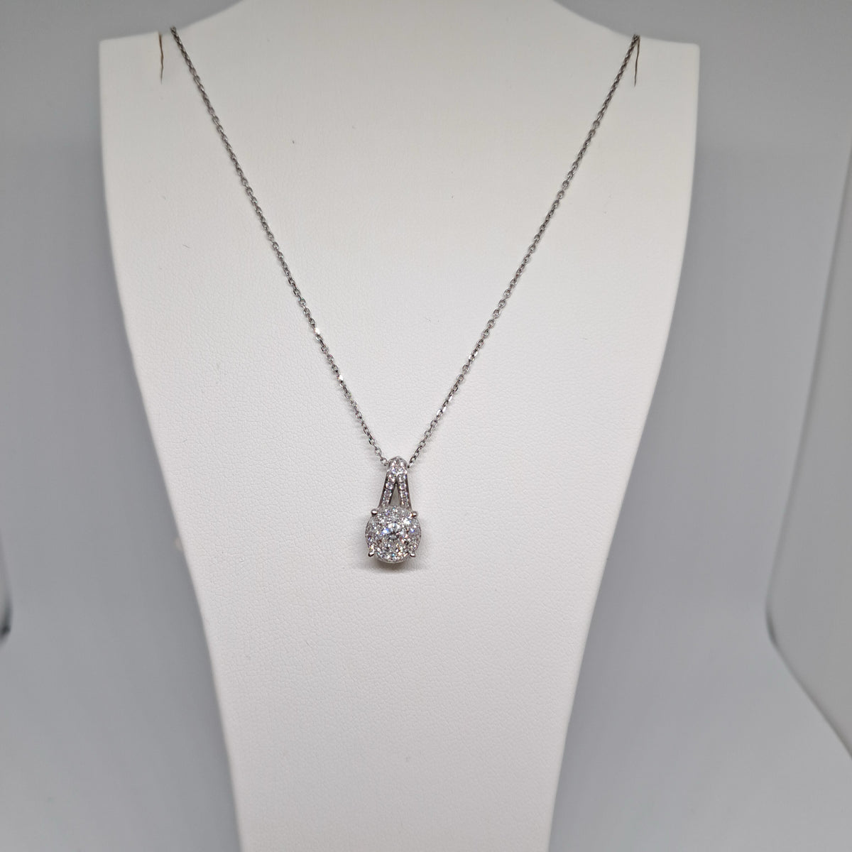 Collinsons 18ct White Gold Illusion set Diamond Pendant 0.51ct