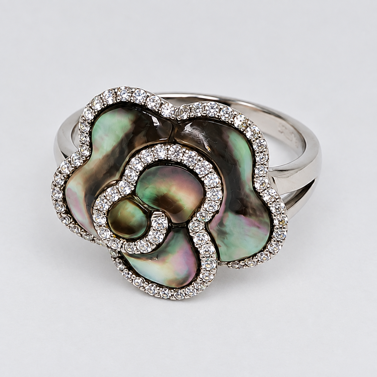 Collinsons Sterling Silver Black Mother of Pearl Jasmine Flower & CZ Ring