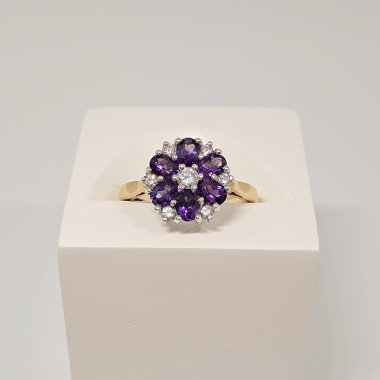 Collinsons 18ct Yellow Gold Amethyst & Diamond Floral Cluster Ring 0.92ct