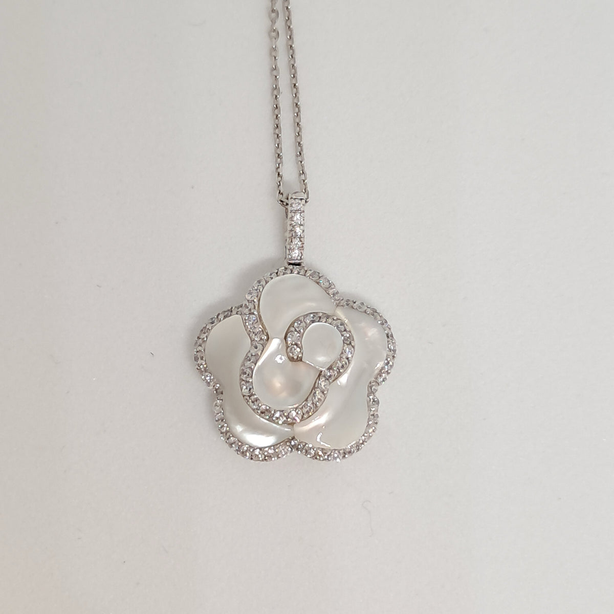 Collinsons Sterling Silver White Mother of Pearl Jasmine Flower & CZ Necklace