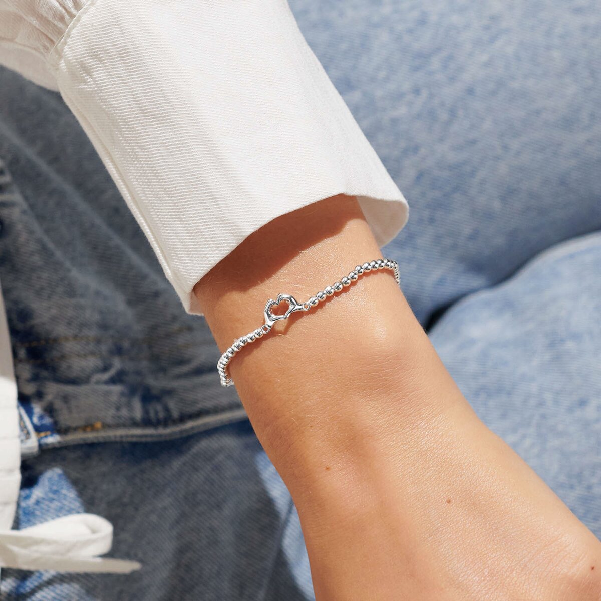 A Little 'Friendship Laughter Happiness' Bracelet In Silver Plating 7019
