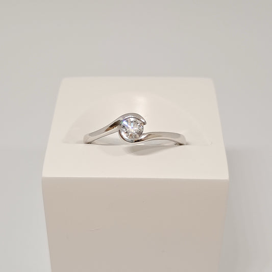 Collinsons 18ct White Gold Round Asymmetric Solitaire Ring 0.30ct