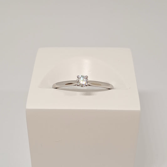 Collinsons Platinum Flawless Diamond Solitaire Ring 0.17ct