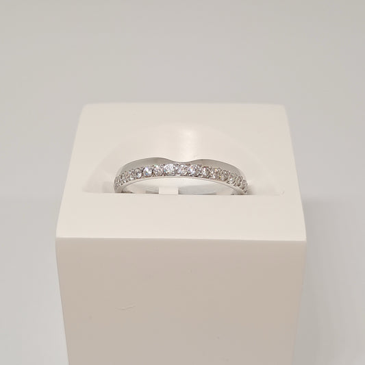 Collinsons 18ct White Gold Half Diamond Set Band with Cut out 0.20ct